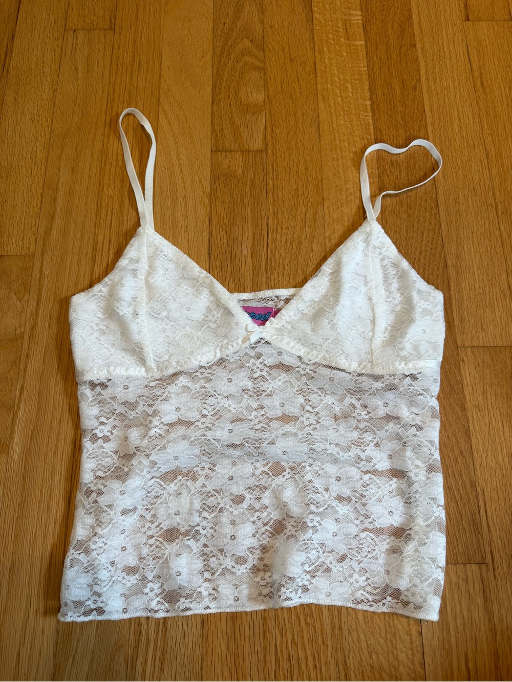 white lace tank